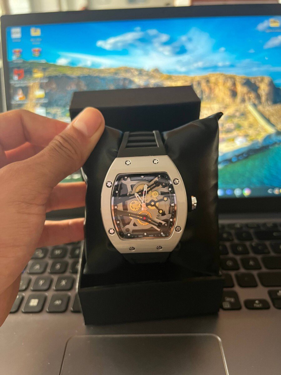 Montre RM Style – Skeleton Argent & Noir Montre RM Style – Skeleton Argent & Noir - Image 4